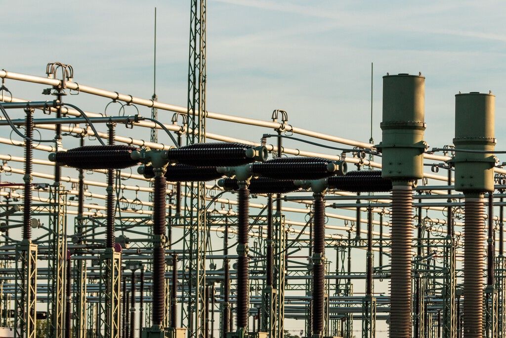Espanha constrói ‘gigantes’ para estabilizar rede elétrica após apagão