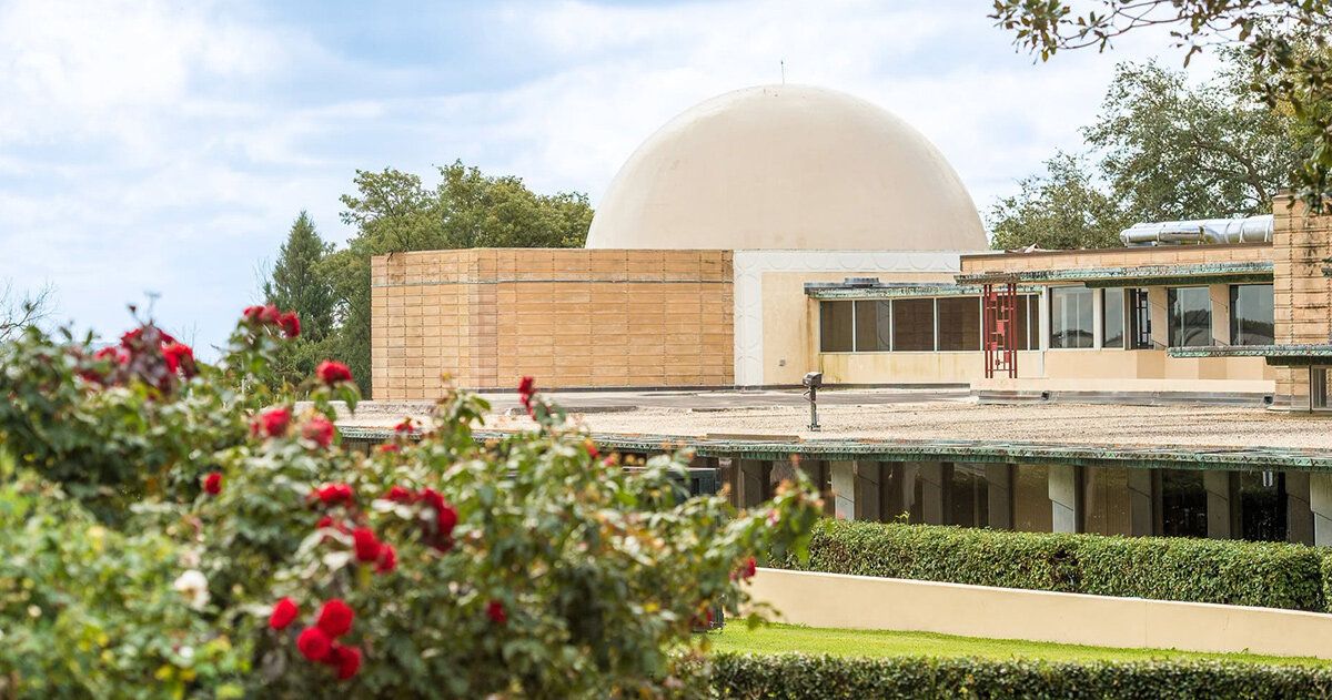 Estrelas retornam ao planetário de Frank Lloyd Wright após 20 anos