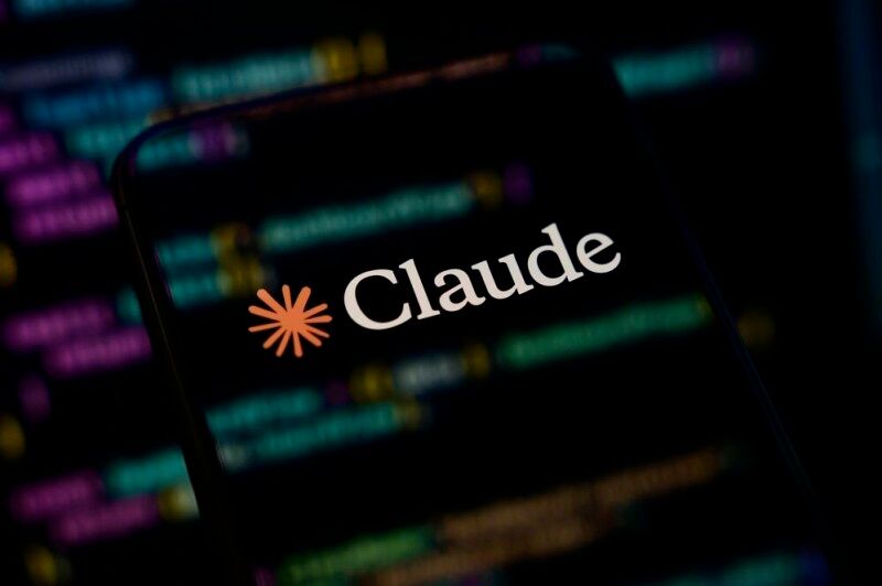 China ordena remoção de versões do Claude Code por suspeita de espionagem