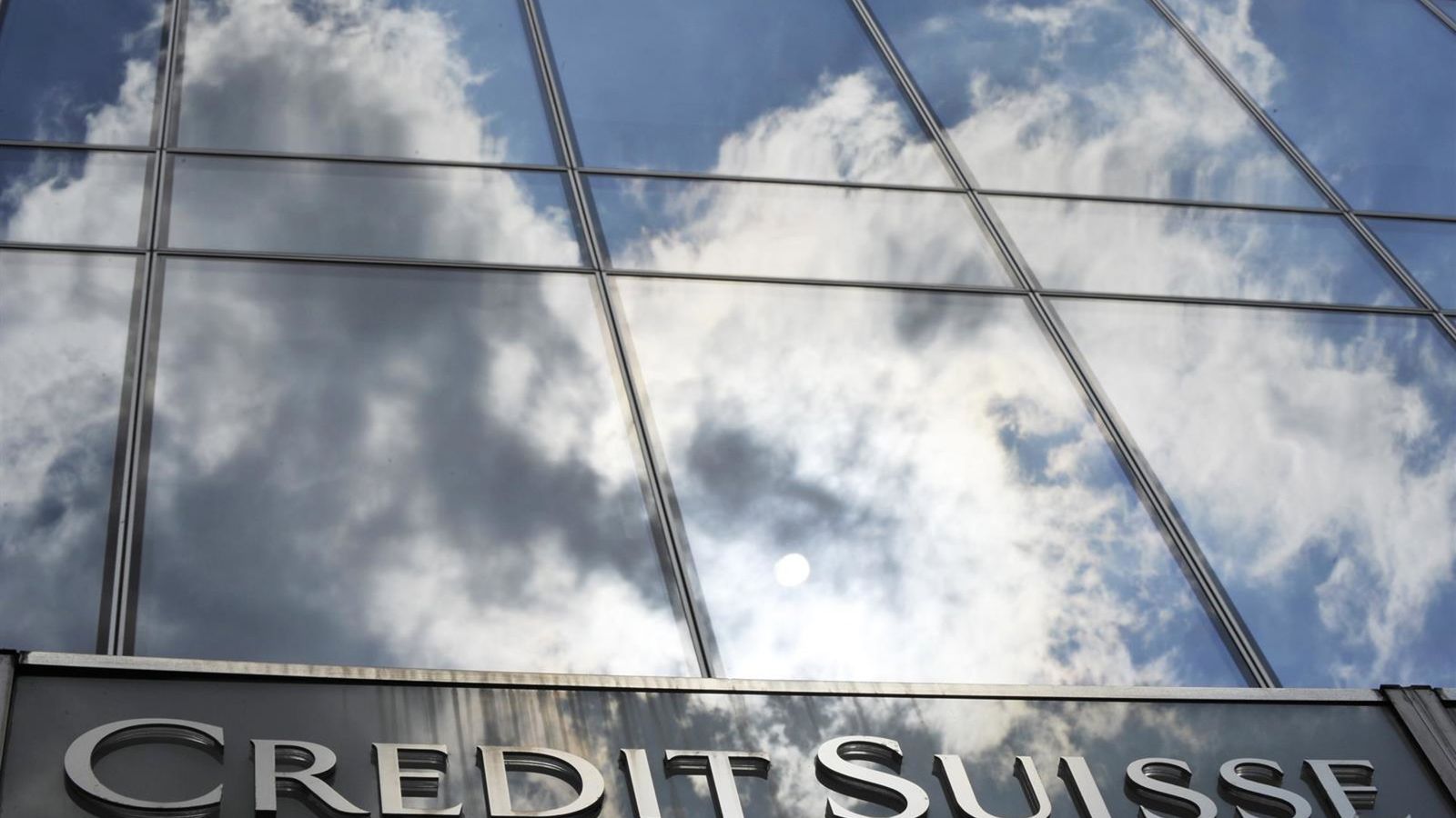 Supremo Suíço libera corte de bônus de executivos do Credit Suisse