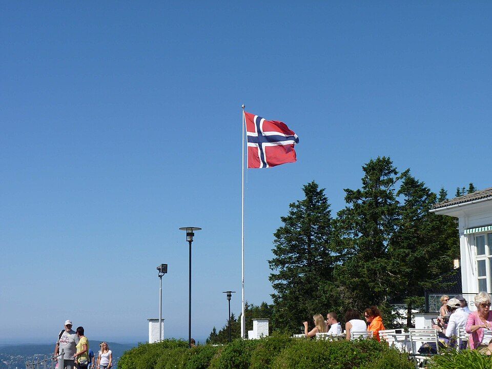 Noruega quer banir óculos inteligentes em locais públicos