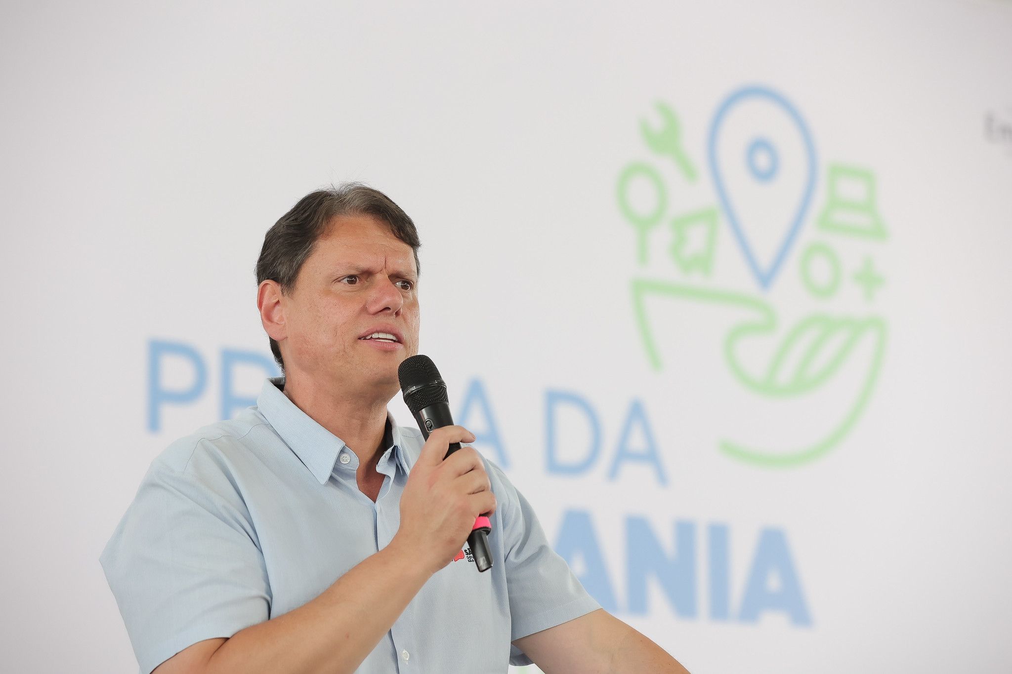 A conta da Sabesp: Tarcísio promete universalização e defende tarifa
