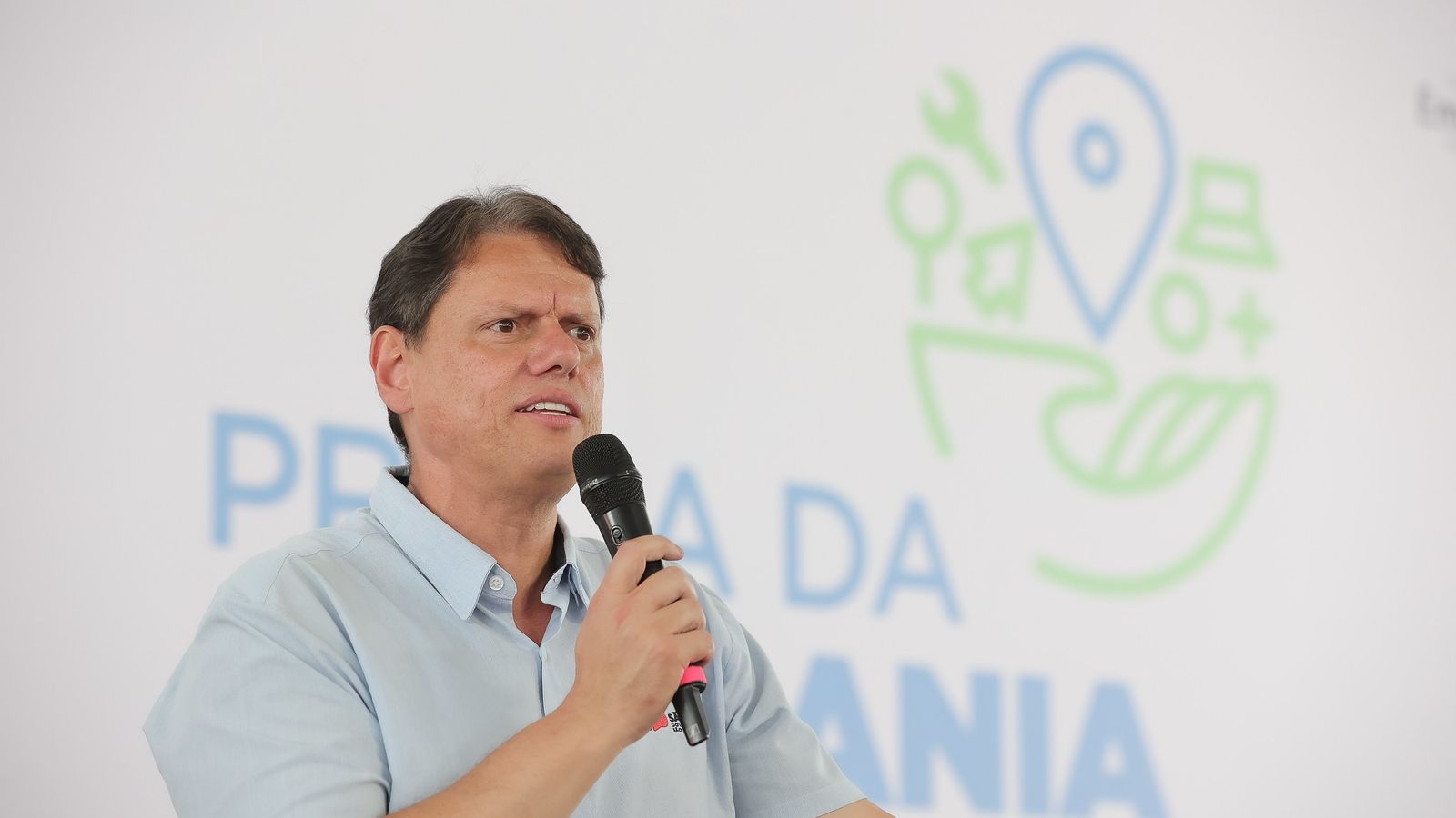 A conta da Sabesp: Tarcísio promete universalização e defende tarifa