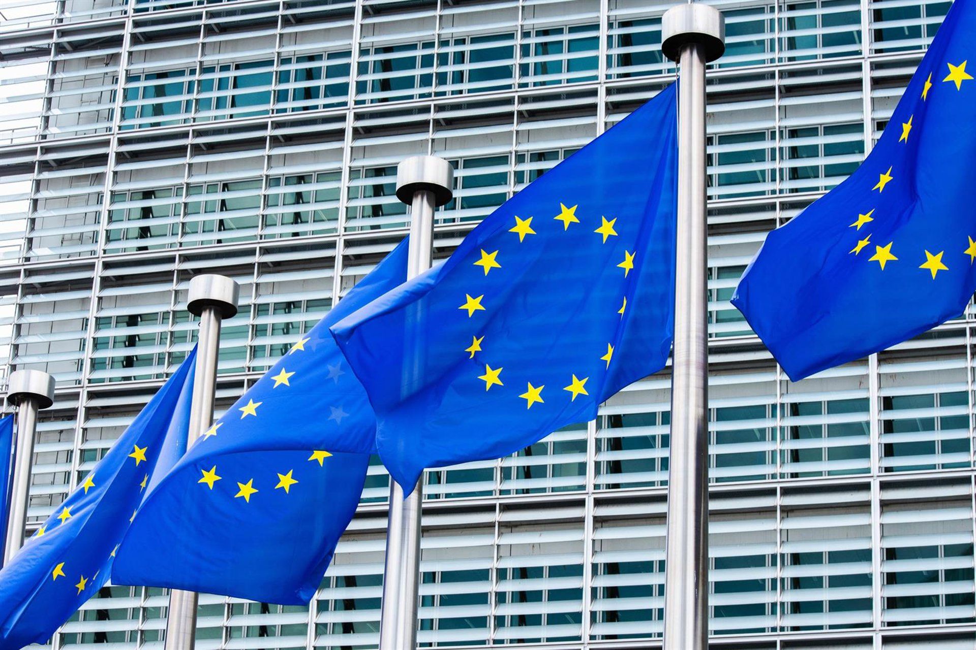 União Europeia corta burocracia tributária — empresas devem economizar 8 bilhões de euros ao ano