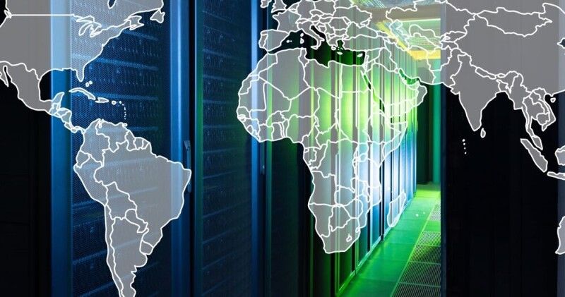 IA distribui treinamento: redes entre data centers viram gargalo