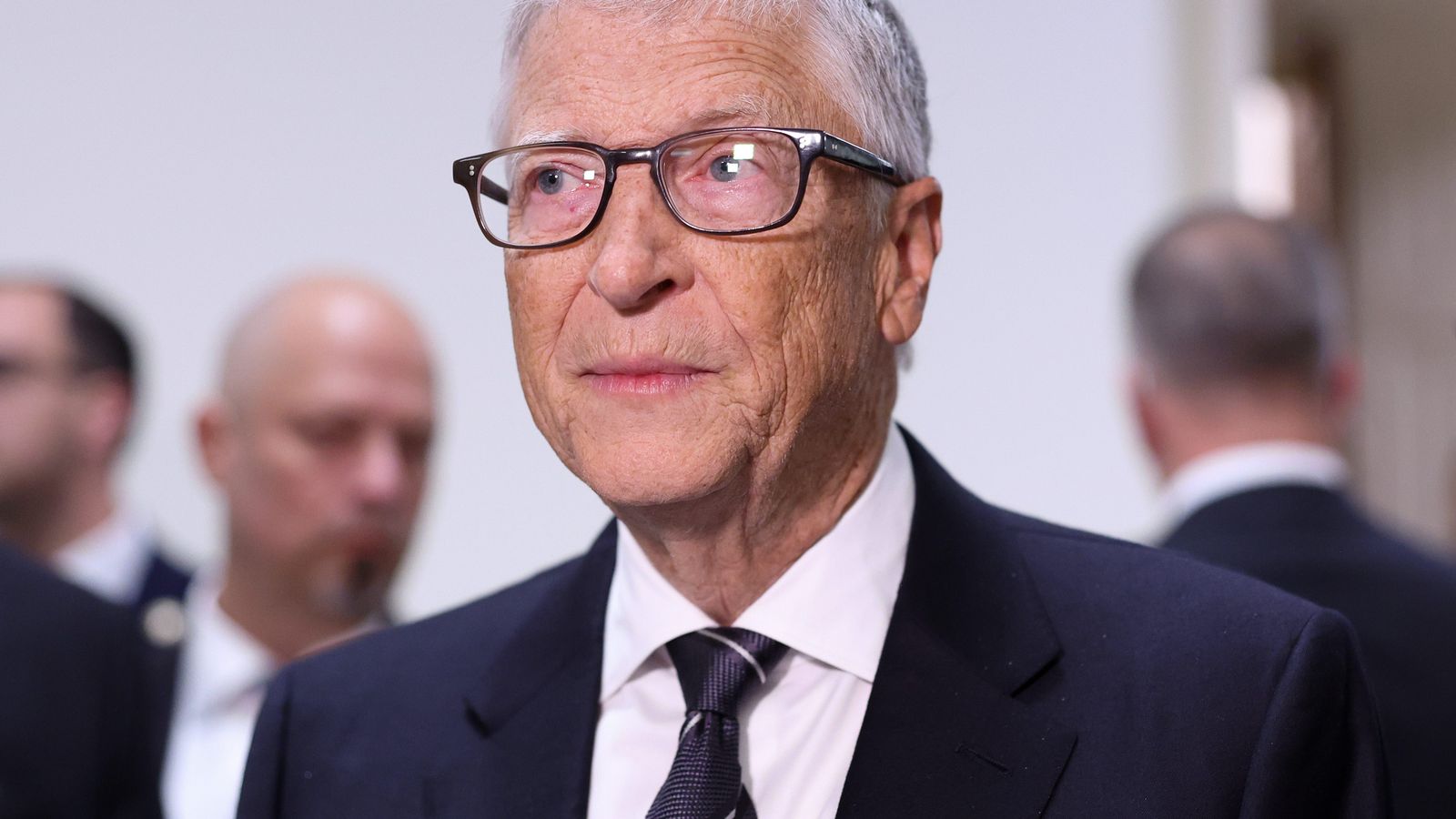 Bill Gates quer taxar robôs como trabalhadores humanos