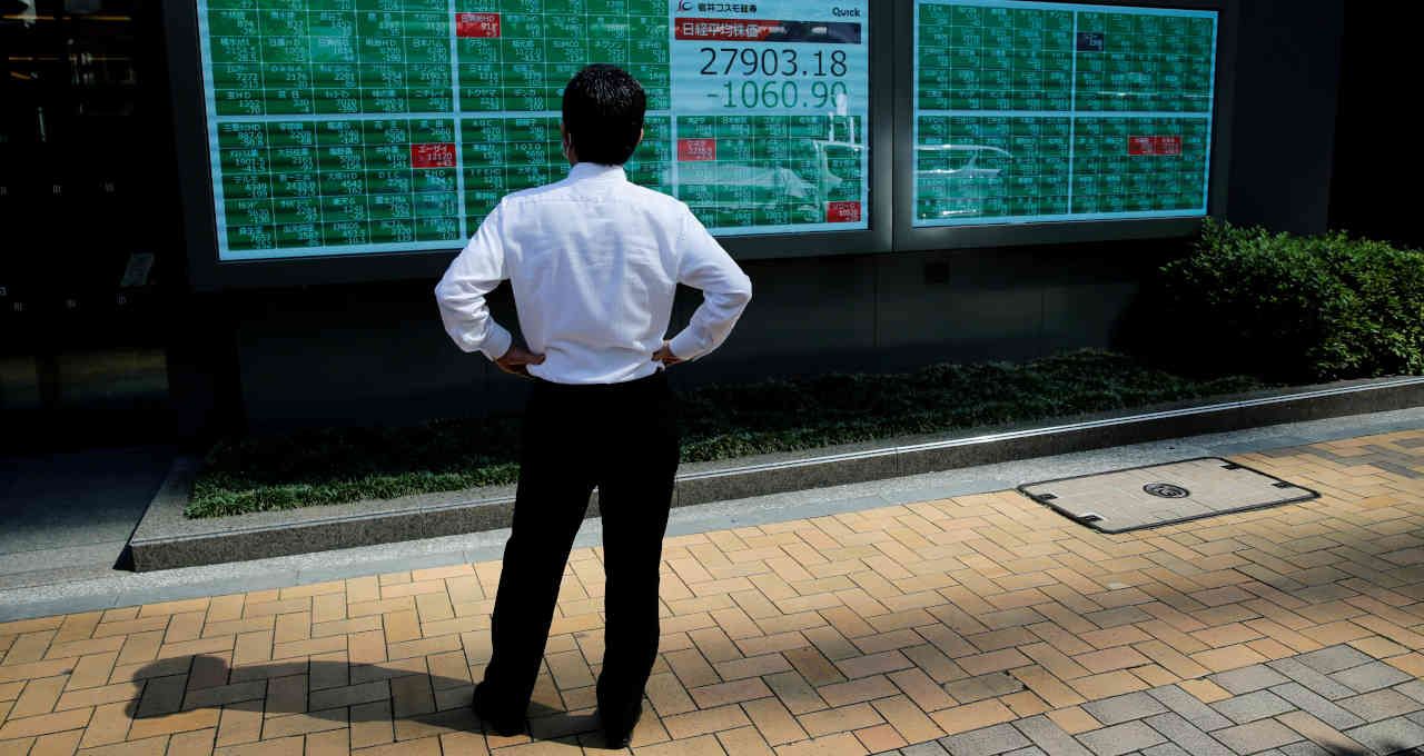 Bolsas asiáticas sobem com trégua no Estreito de Ormuz — mas petróleo mantém alerta
