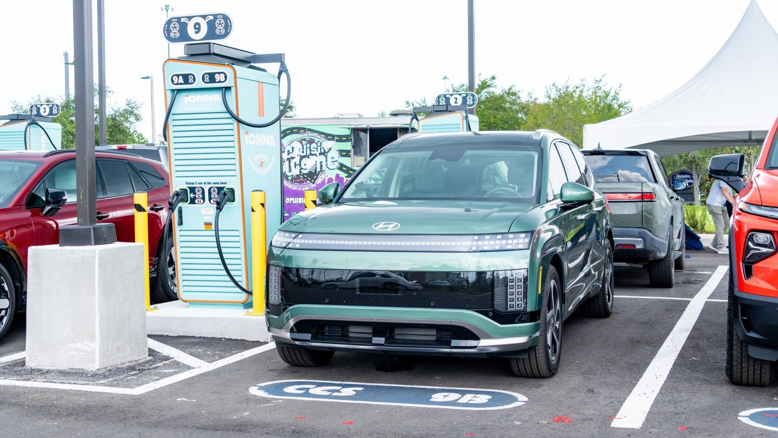CEO da Ionna: Carregamento de EV não precisa ser rápido como posto de gasolina