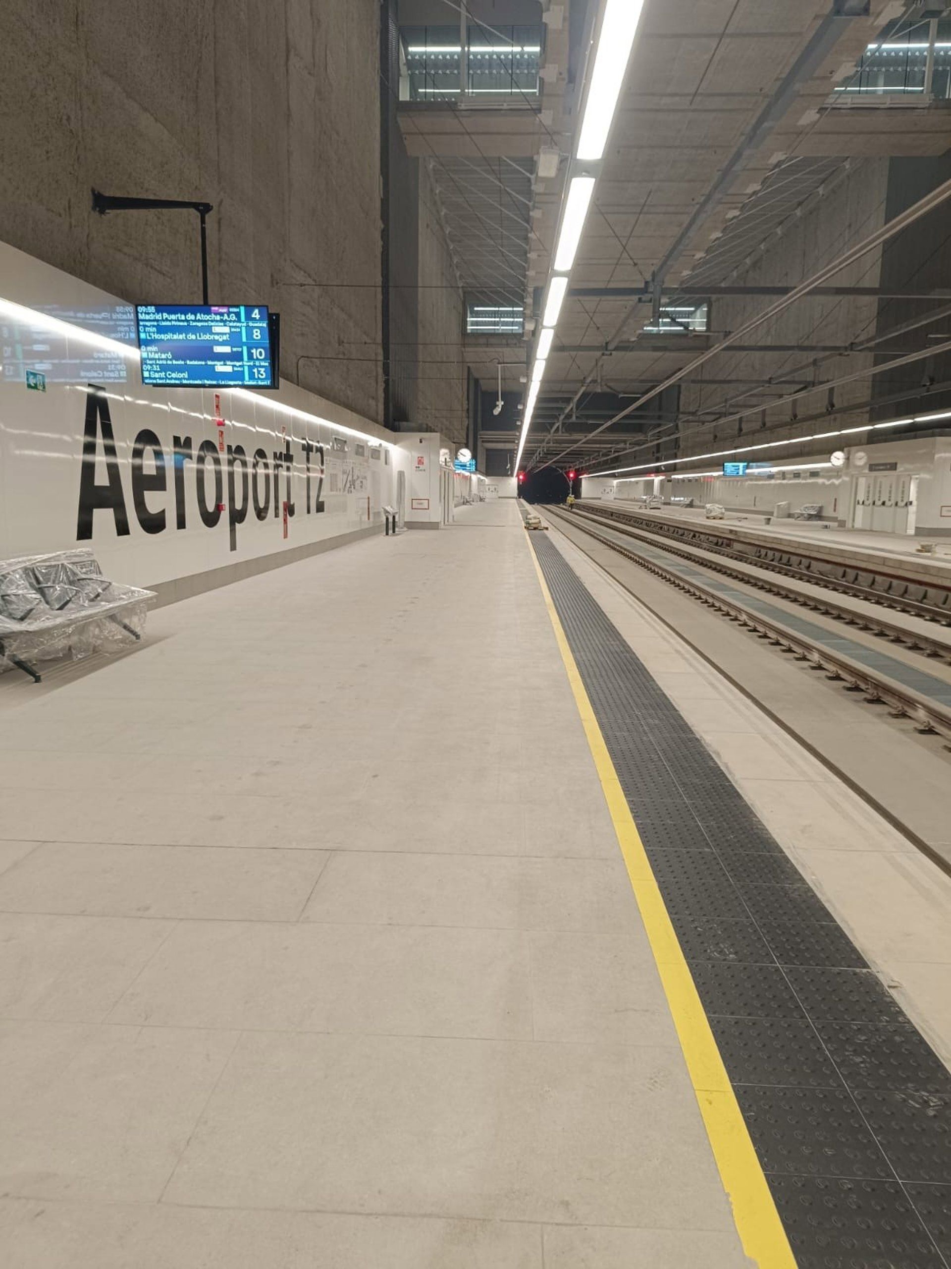 Adif conclui segunda fase de acesso ferroviário ao Aeroporto de Barcelona com 400 milhões de euros