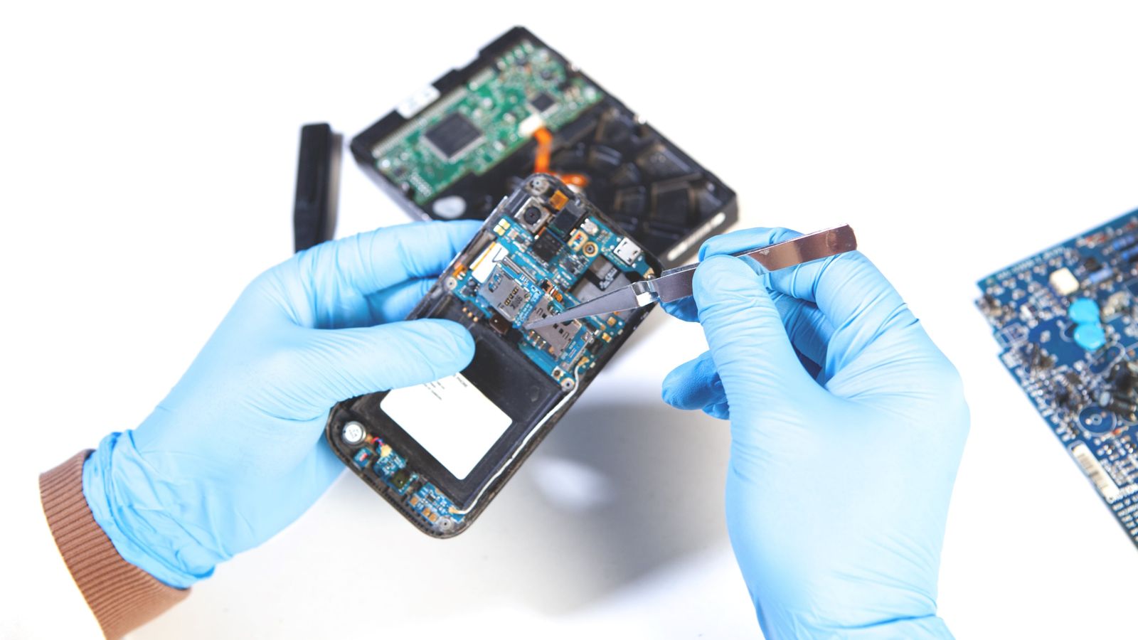 Google transforma smartphones antigos em servidores de baixo carbono