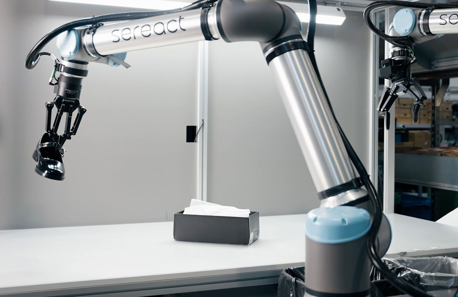Teradyne Robotics e Sereact unem forças para IA física em varejo e logística
