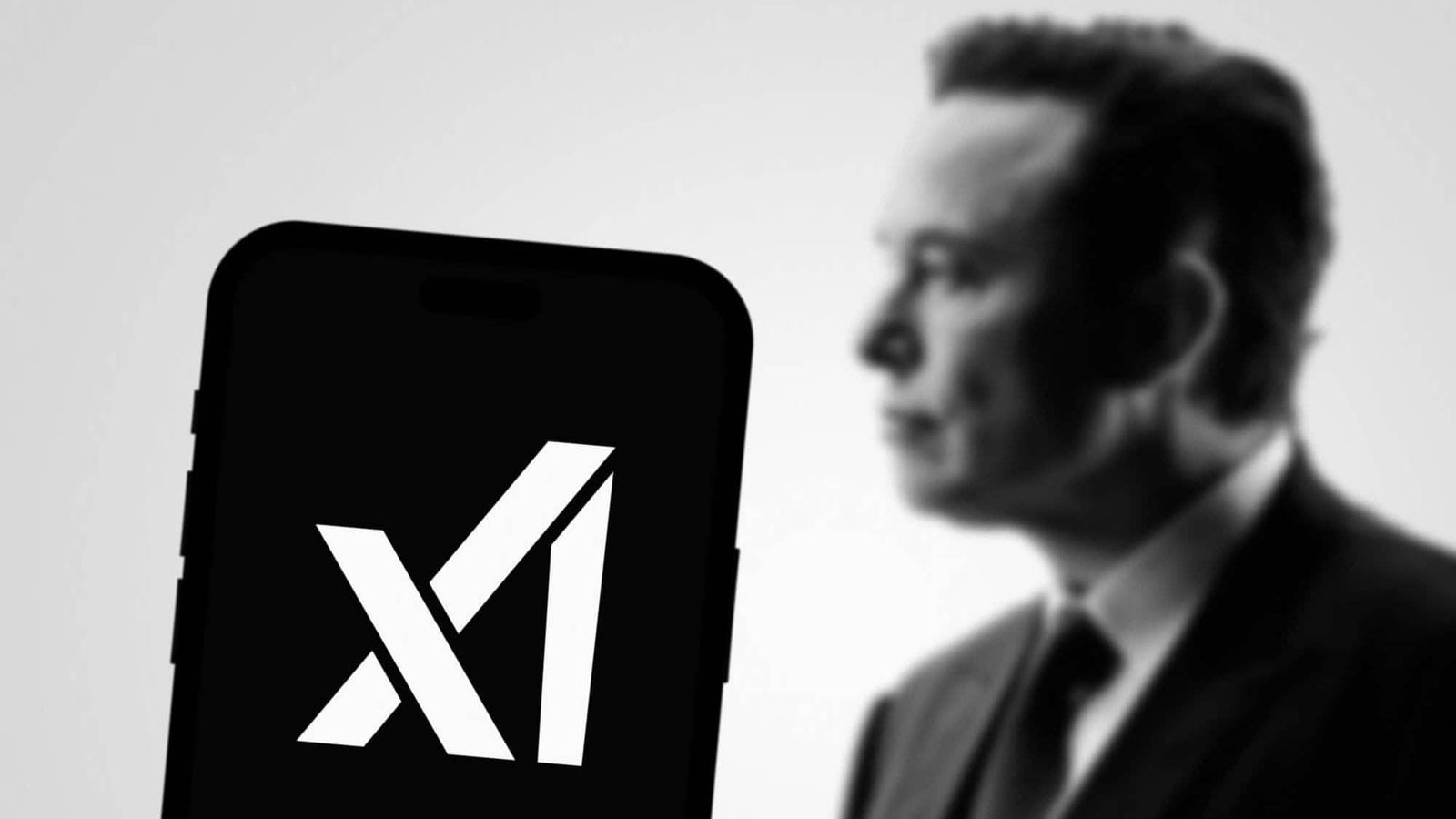 Musk baixa a guarda contra a Apple, mas não contra a OpenAI