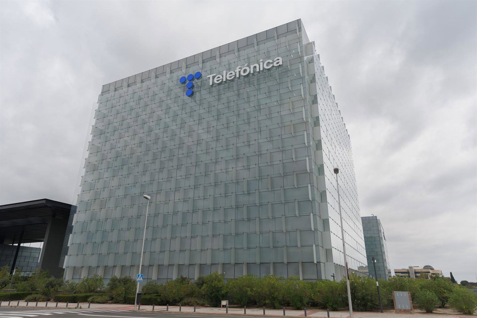 Telefónica propõe reajuste de 30% em acesso à rede — e regulador espanhol abre consulta
