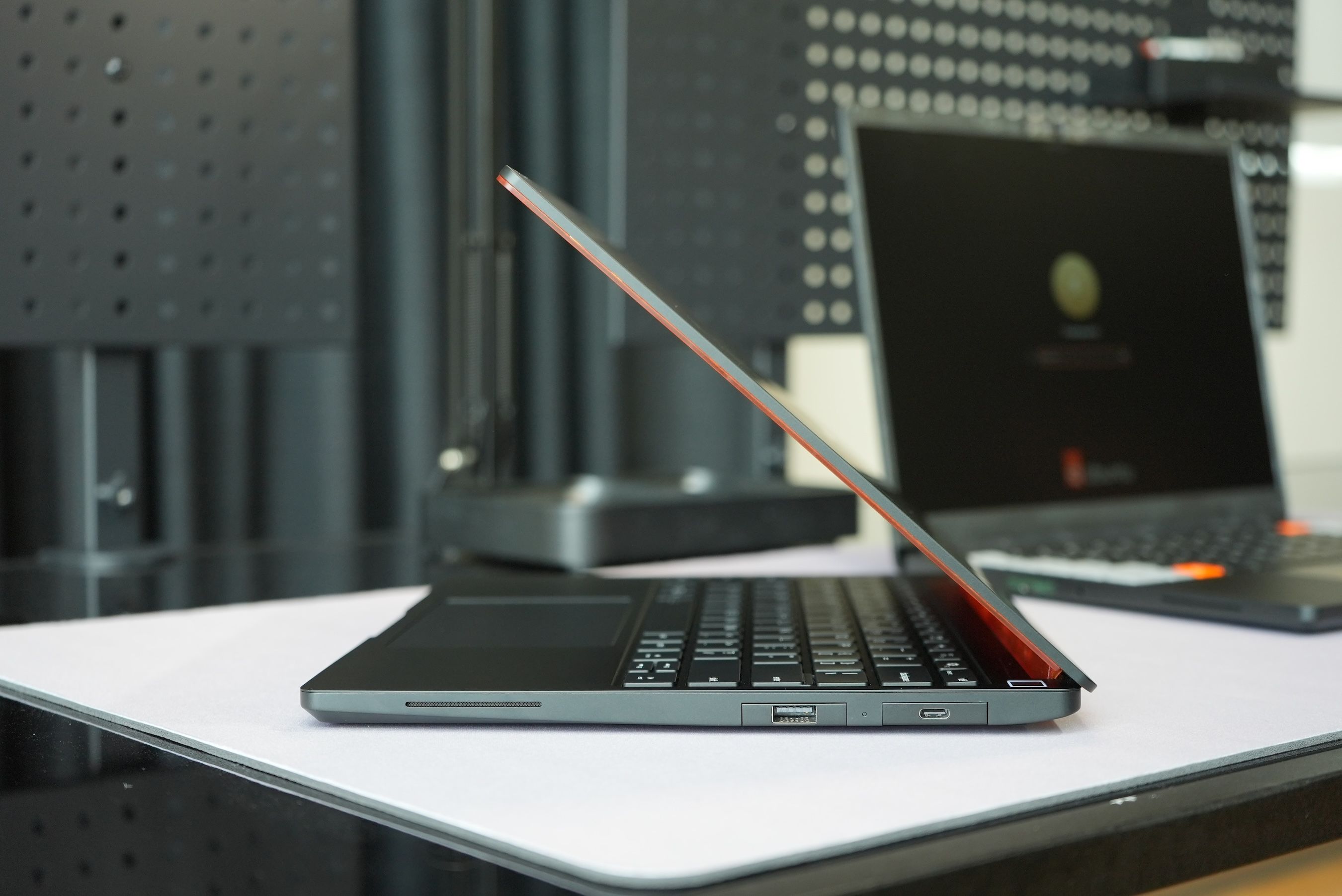 Framework sinaliza redução de preço para o Laptop 13 Pro em meio à crise de componentes