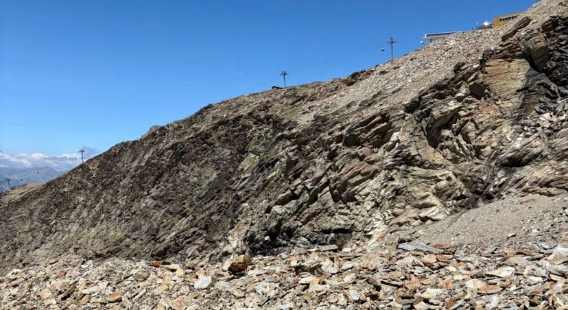 A geleira devolve seus mortos: o degelo nos Alpes tem um rosto