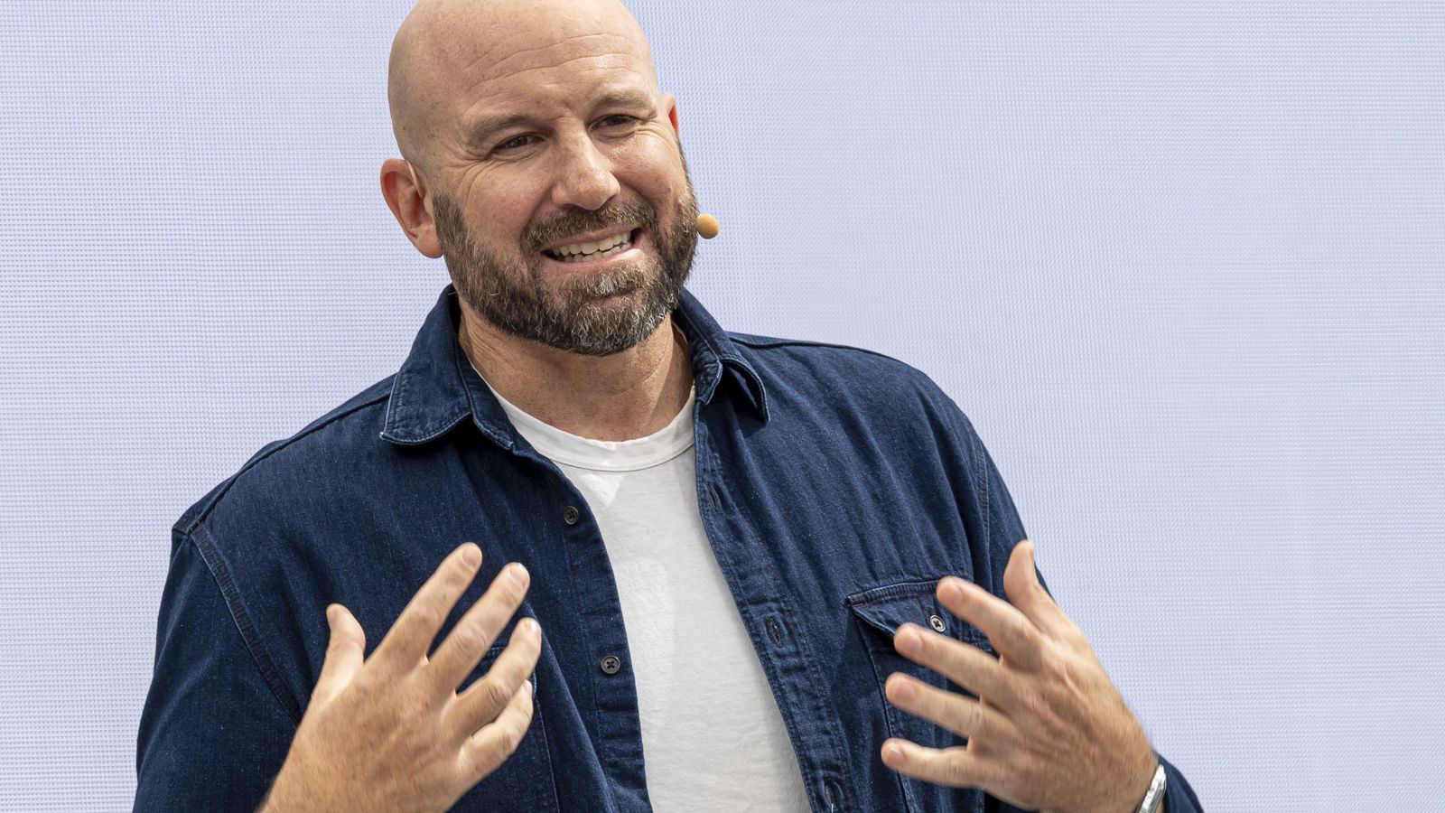 Andrew Bosworth admite moral na Meta próximo ao nível mais baixo da história