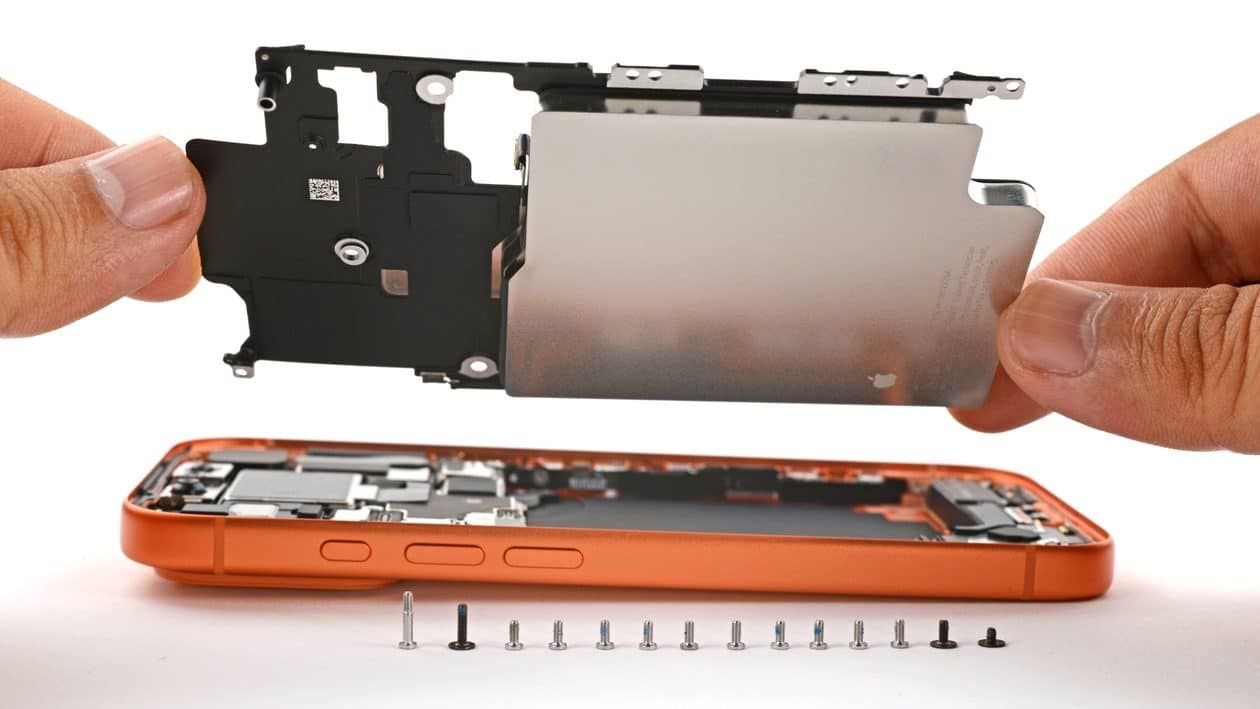 Vazamento na Tata Electronics expõe planos da Apple para o iPhone 18 Pro
