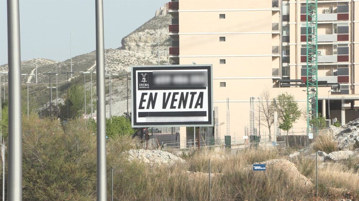 Oferta de imóveis na Espanha cai 9% e acelera ritmo de retração