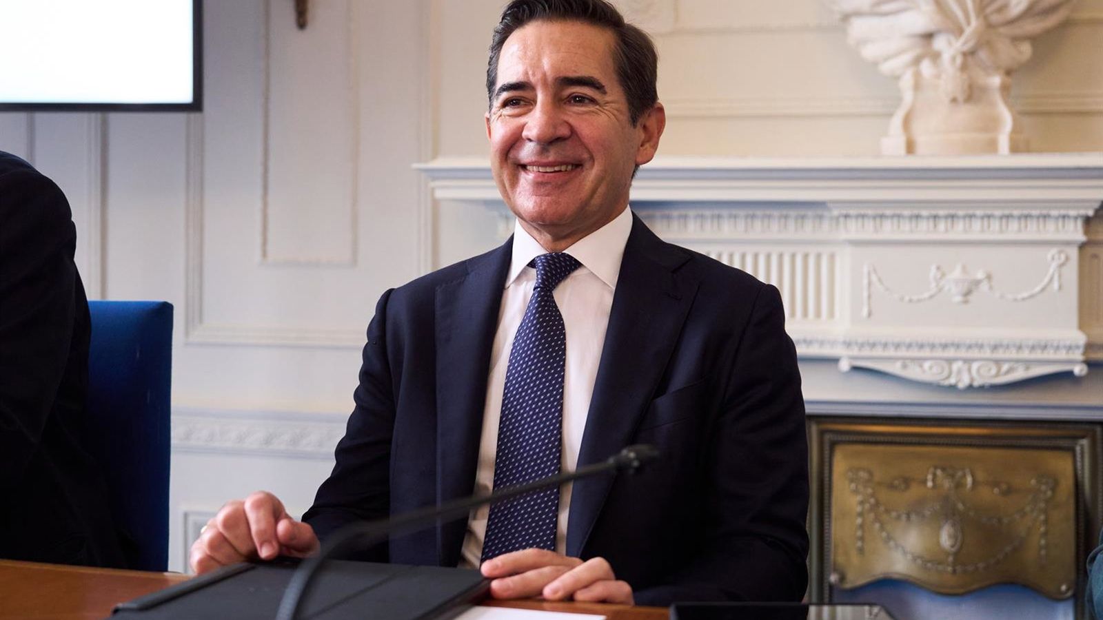 Carlos Torres, do BBVA, aponta a IA como motor essencial para a produtividade europeia