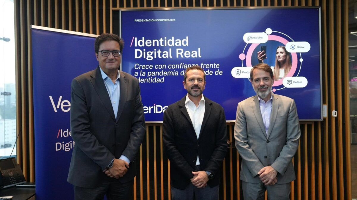 Eixo Madri-México: a busca por uma terceira via digital