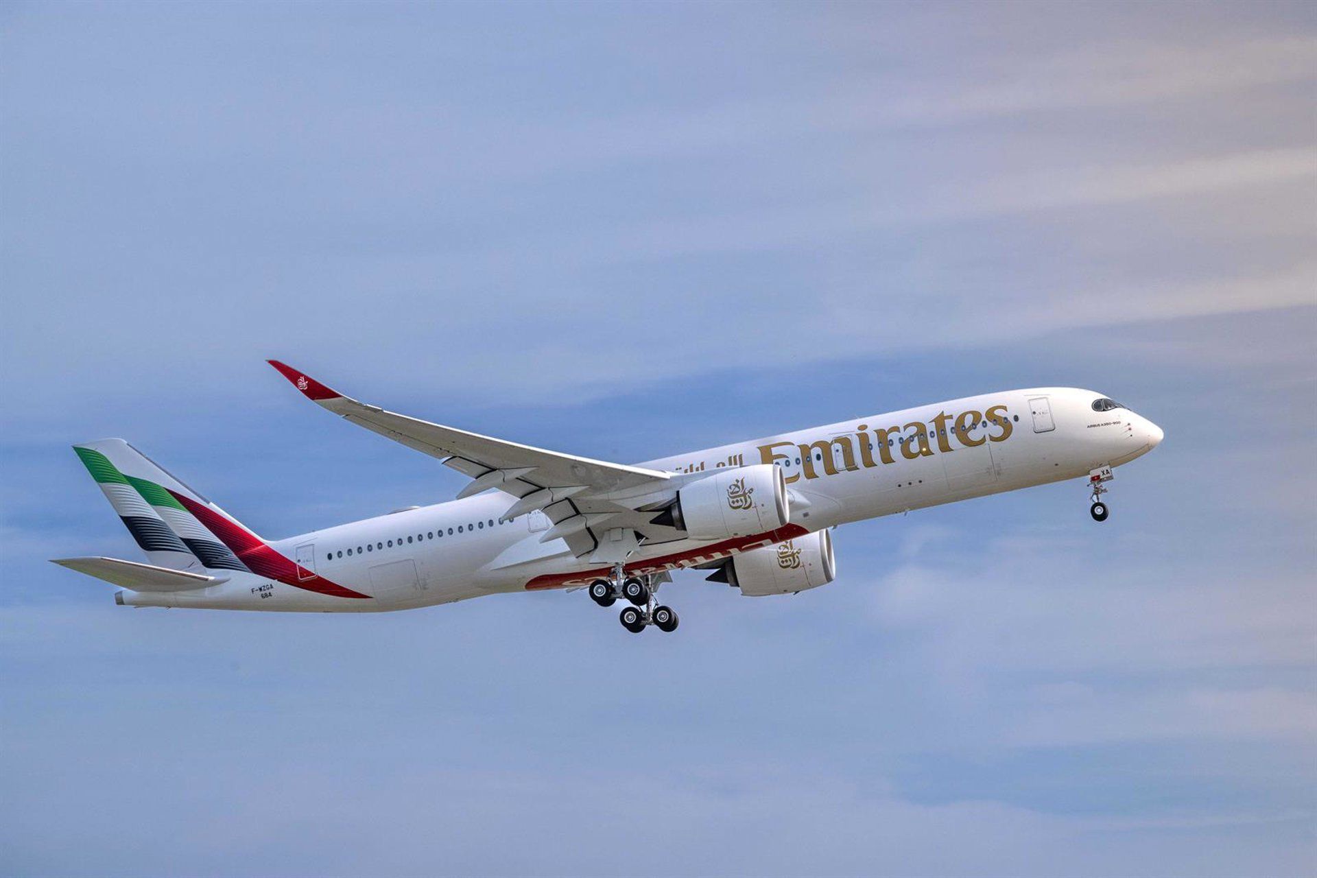 Emirates instala internet da Starlink em 36 aeronaves — 15% da frota total