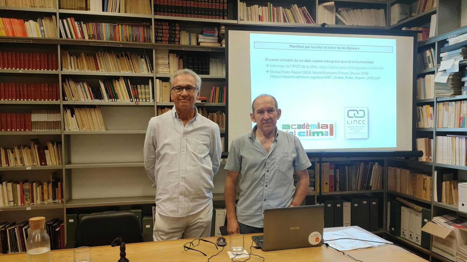Baleares: especialistas pedem menos voos e estadias mais longas para frear emissões