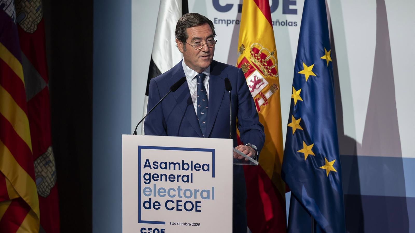 Garamendi critica diálogo com governo espanhol e alerta sobre intervenção em imóveis