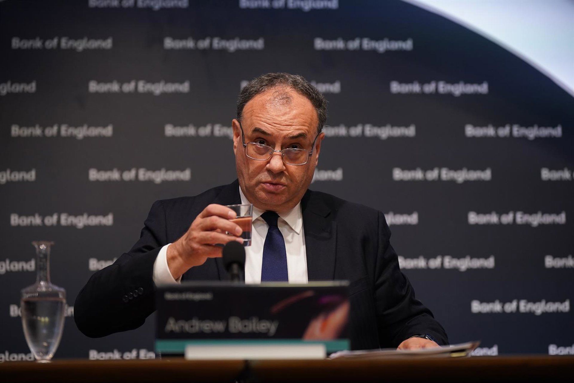 Banco da Inglaterra testa resiliência de mercados privados em cenário de crise global