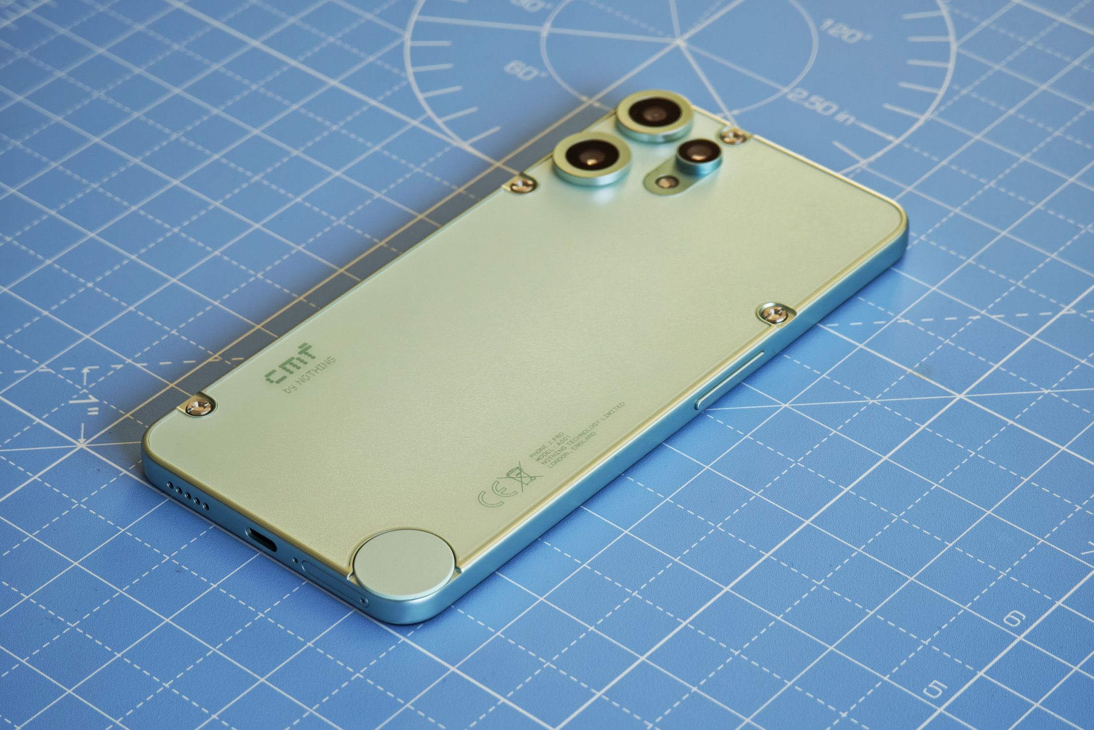 A Nothing suspende lançamento de novo smartphone CMF devido à alta nos preços de memória