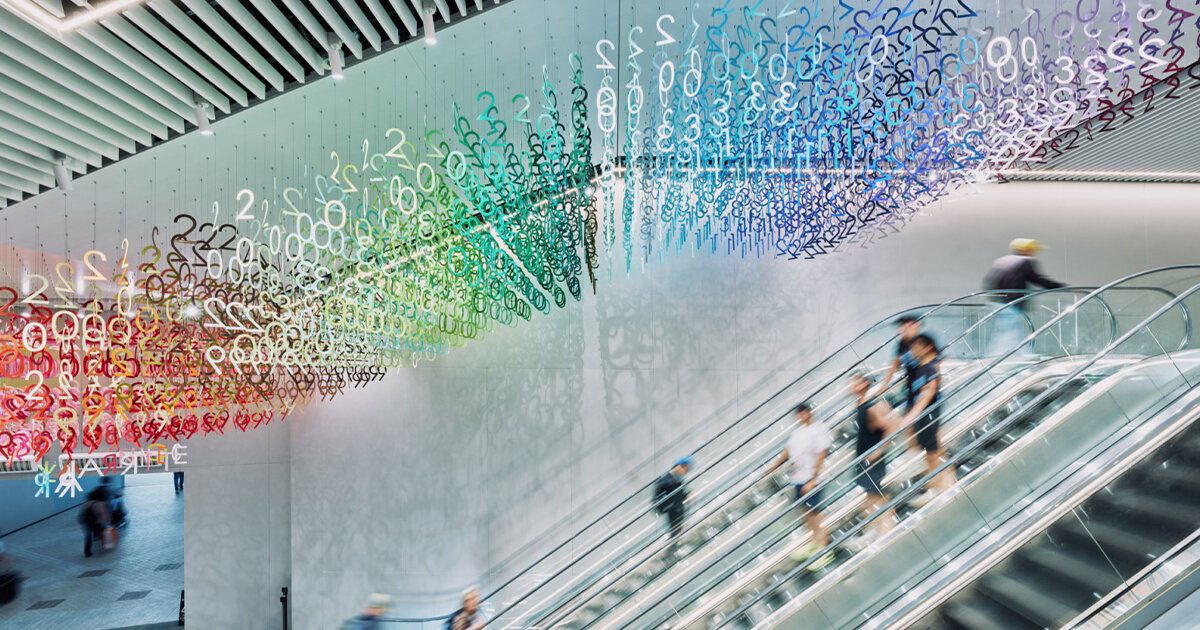 Central Yards transforma corredor urbano de Hong Kong em galeria pública
