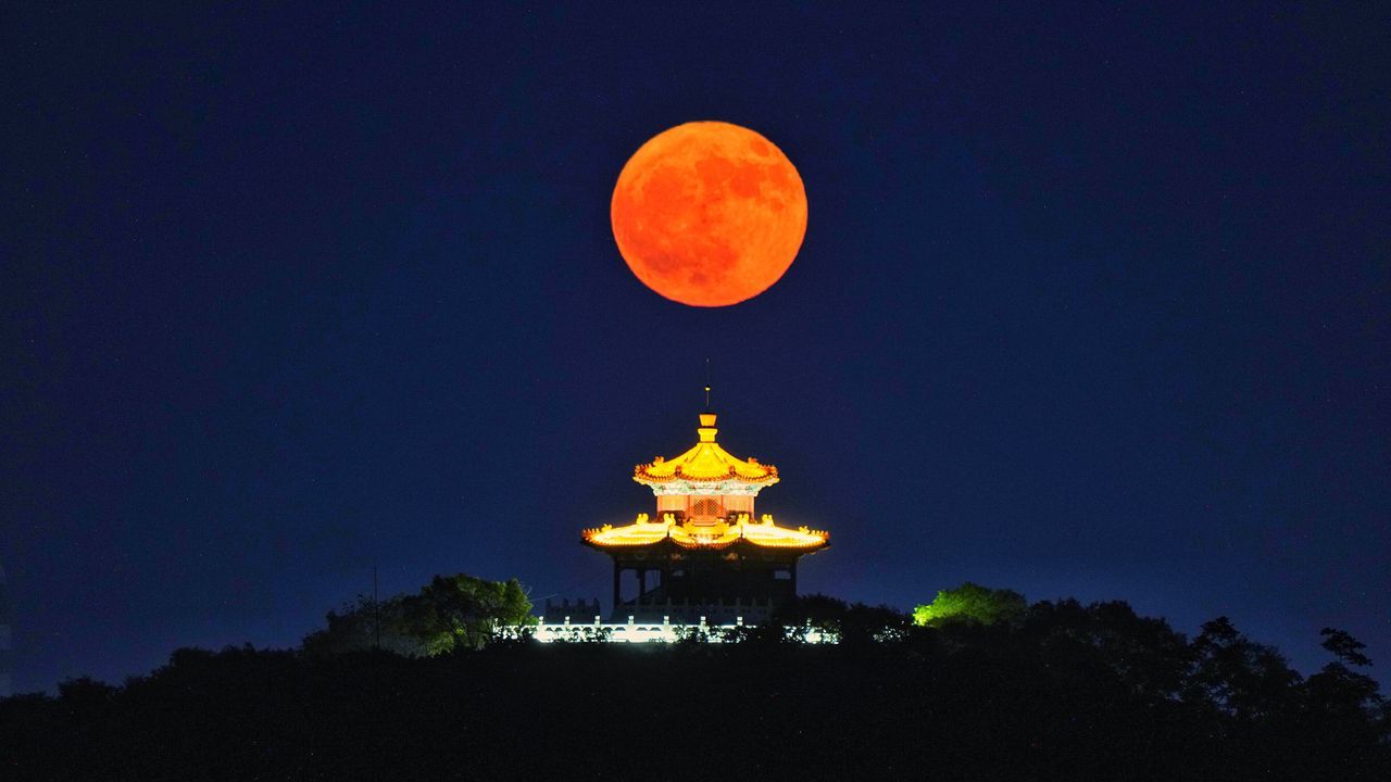 Lua Cheia de Morango ilumina o céu de junho — entenda o fenômeno