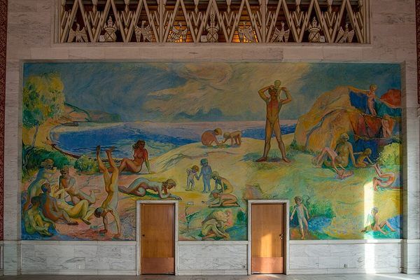 Prefeitura de Oslo: o mural que desafia arquitetos e visitantes