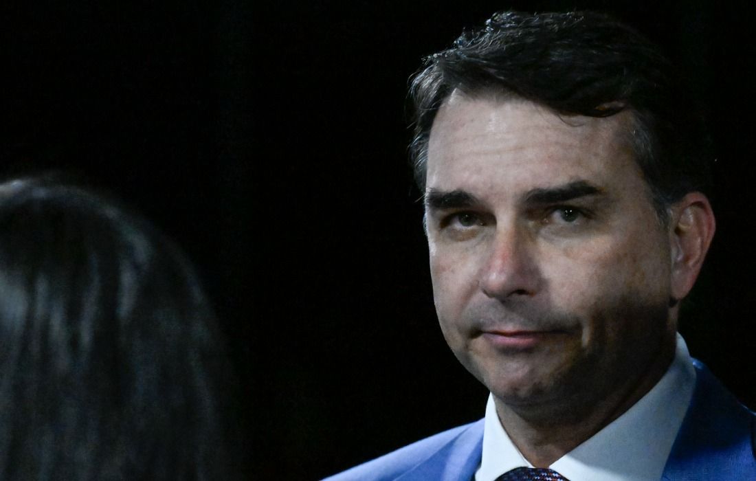 A trégua na família Bolsonaro: mais cálculo que afeto