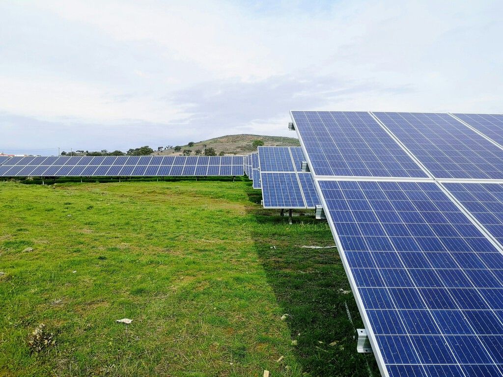 Energia solar barata ameaça rentabilidade de novos parques na Espanha
