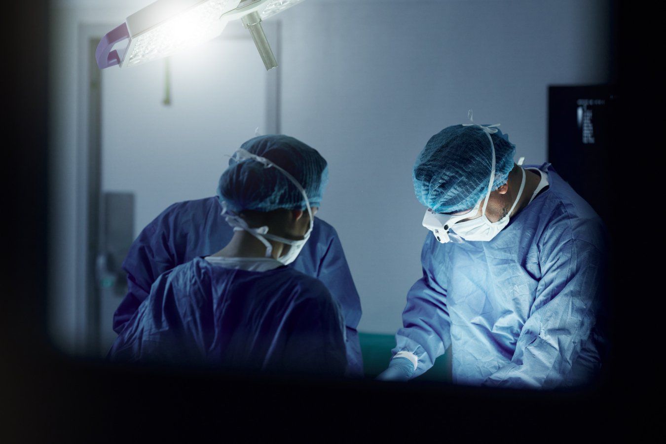 Cirurgia na Rússia: Transplante de medula espinhal levanta polêmica por falta de evidências