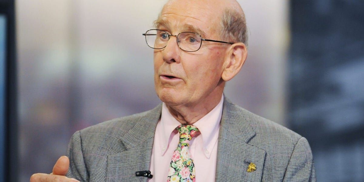 Gary Shilling aposta em recessão: o consumidor americano dá os sinais