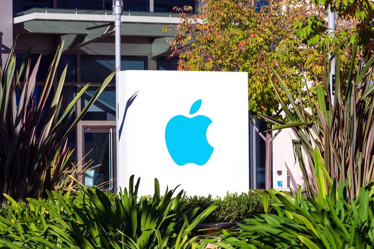 Na Apple, a porta de entrada está aberta. O desafio é passar por ela.