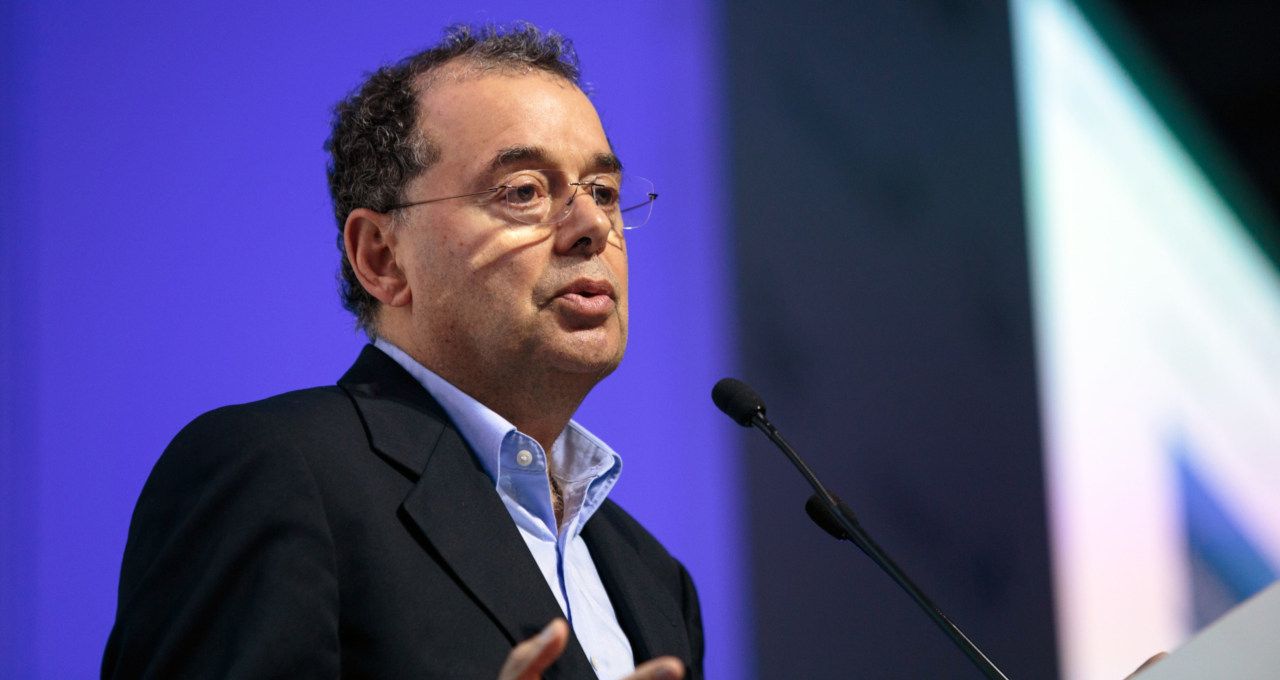Stuhlberger aponta dívida pública como o maior risco global — e local