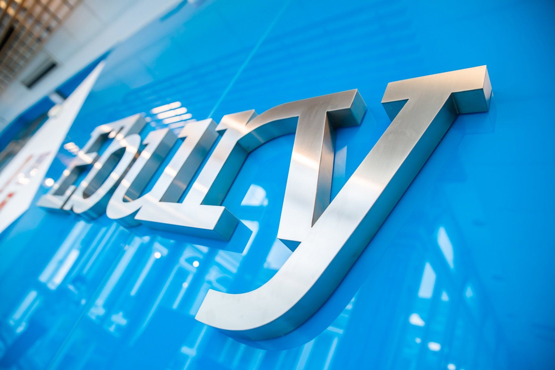 Ebury (Santander) aposta em IA para incluir excluídos