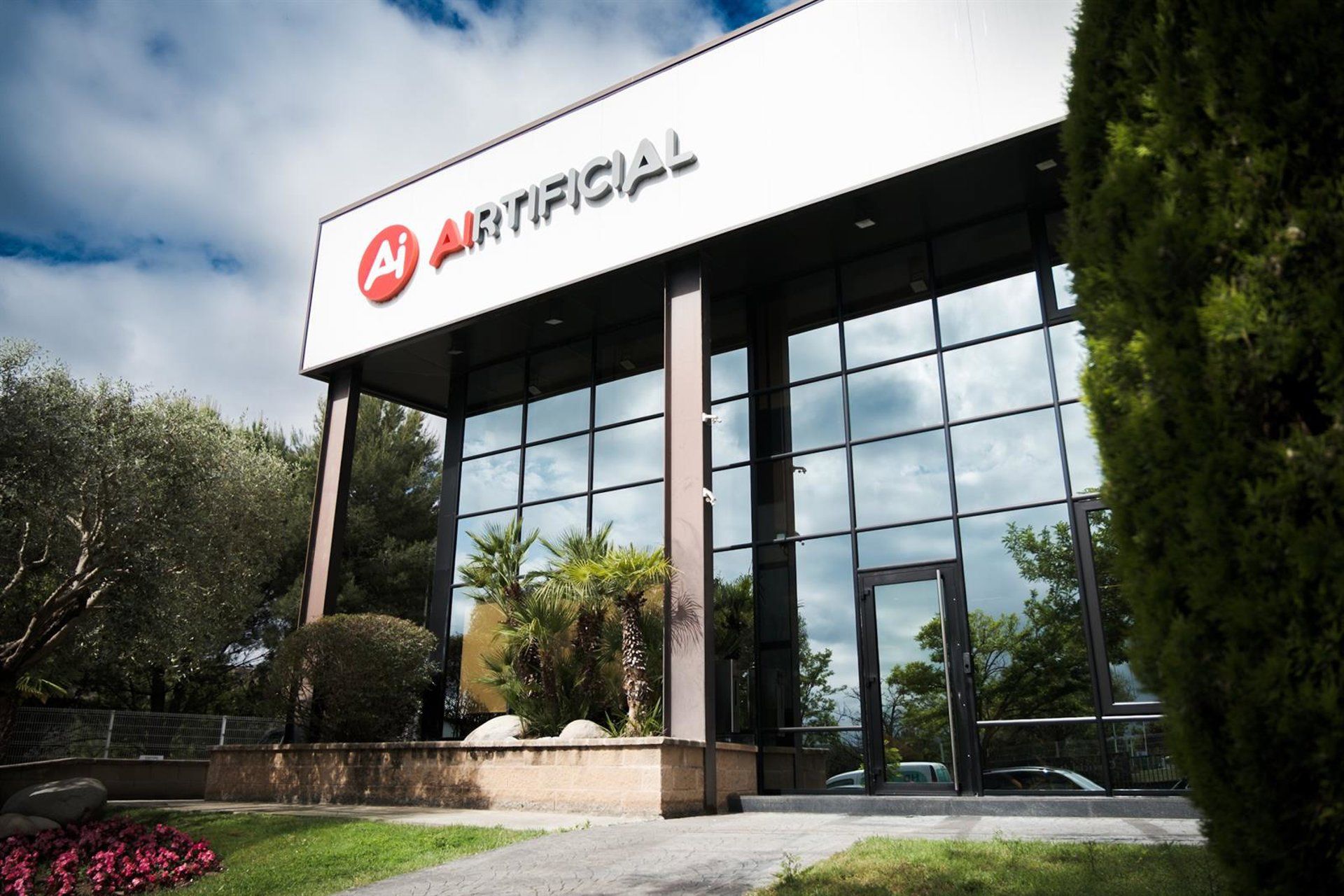 Airtificial fecha contrato de US$ 6,4 mi para linha de montagem de EVs nos EUA