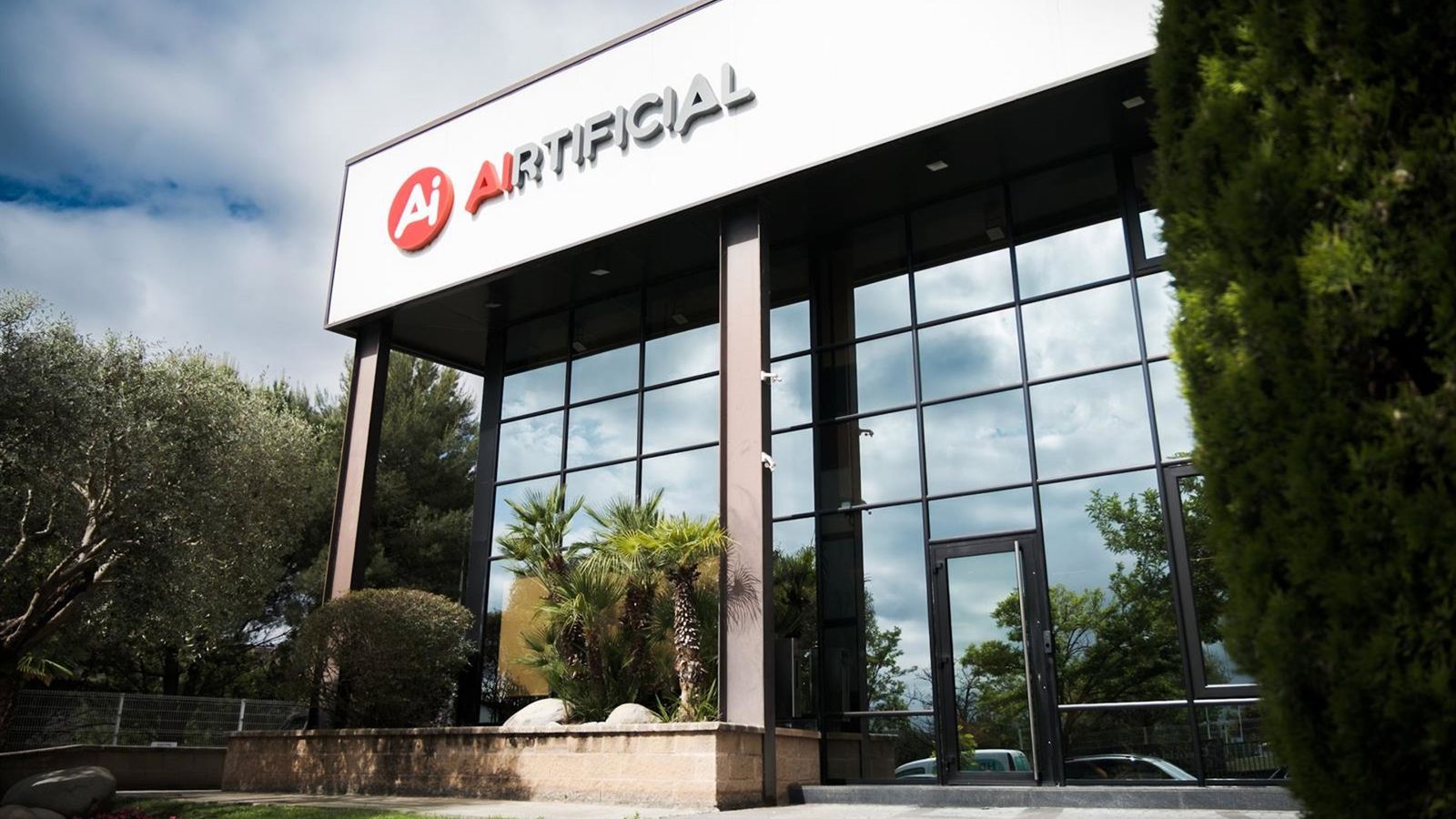 Airtificial fecha contrato de US$ 6,4 mi para linha de montagem de EVs nos EUA