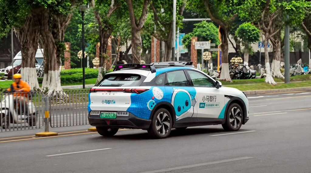 Shenzhen autoriza robotáxis em escala — e taxistas reagem com temor