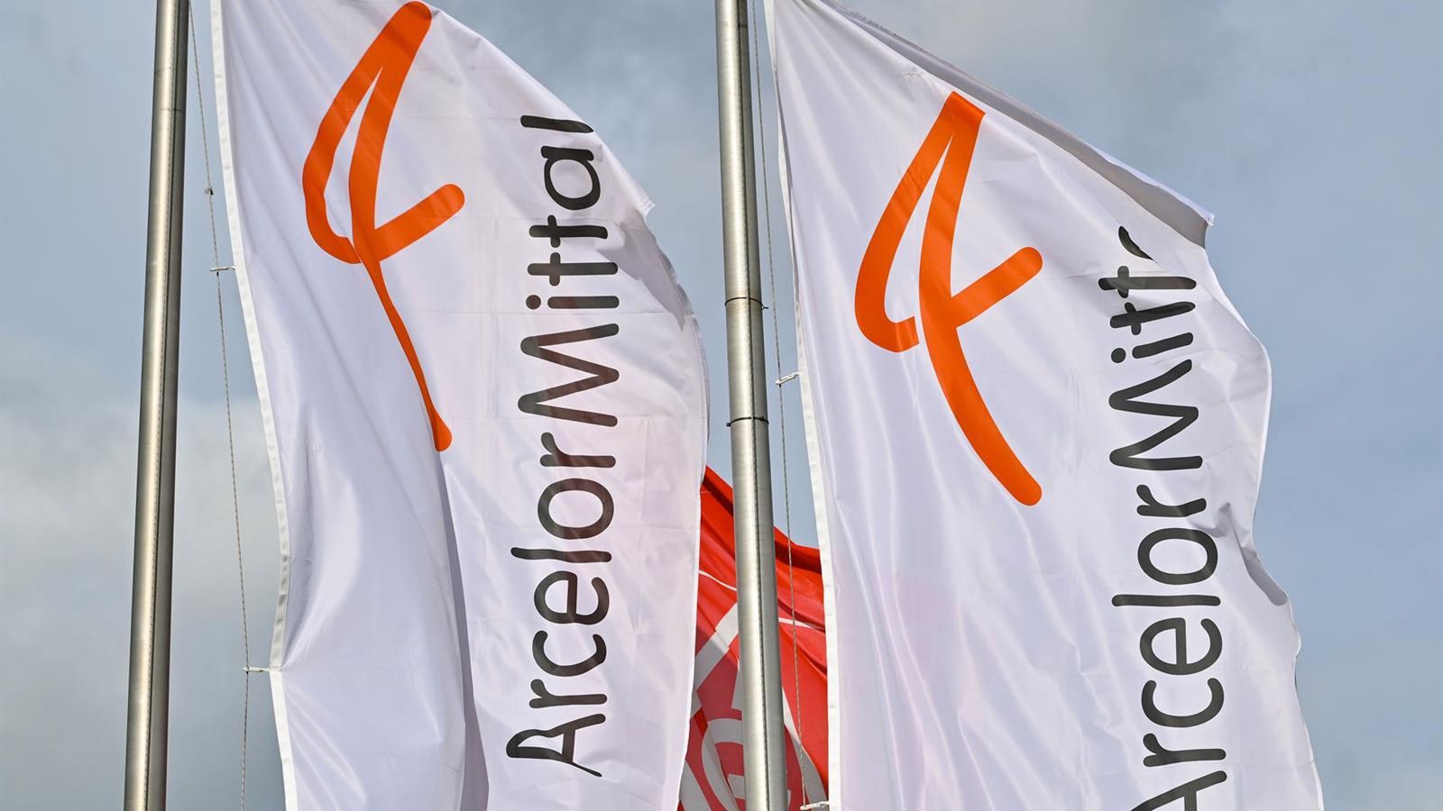 ArcelorMittal suspende produção na Ucrânia e assume perdas de US$ 1 bilhão