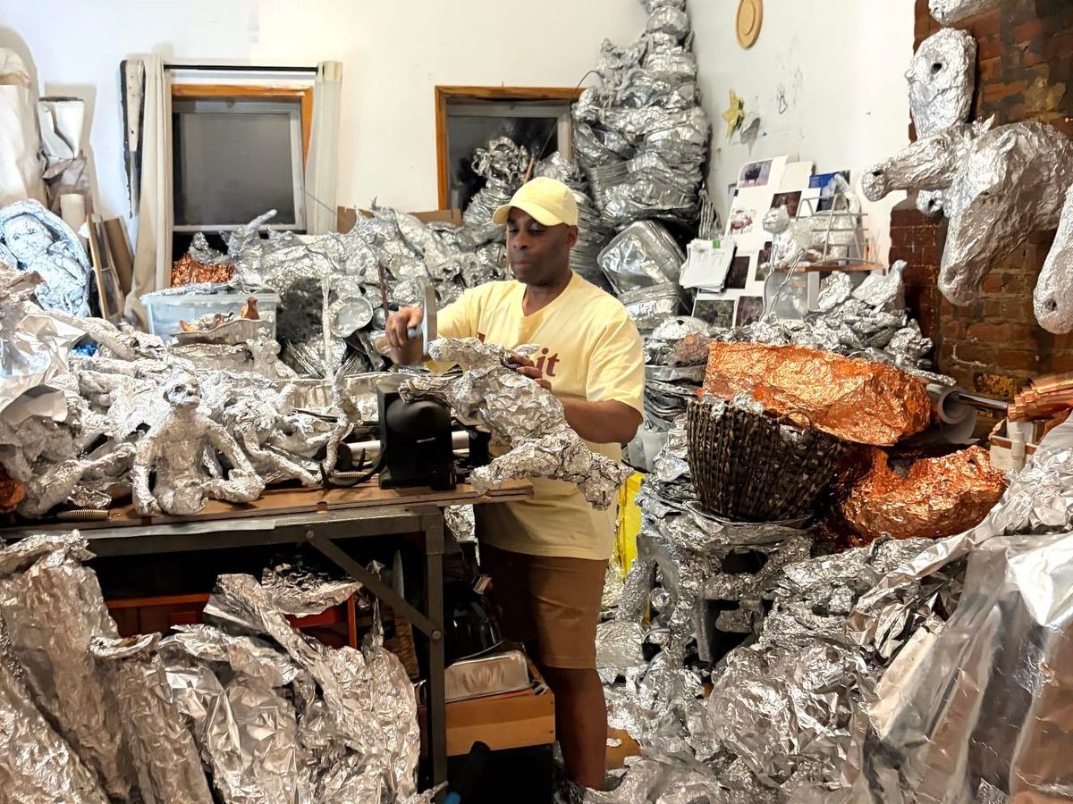 A revanche em papel alumínio de Dean Millien