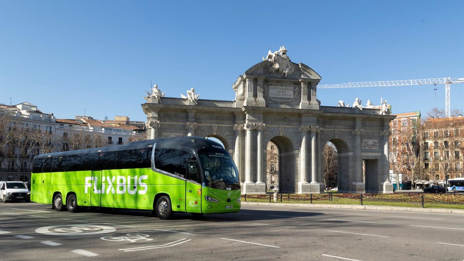 Flixbus desafia Puente: "Explique sem tuítes as travas ao cabotagem"
