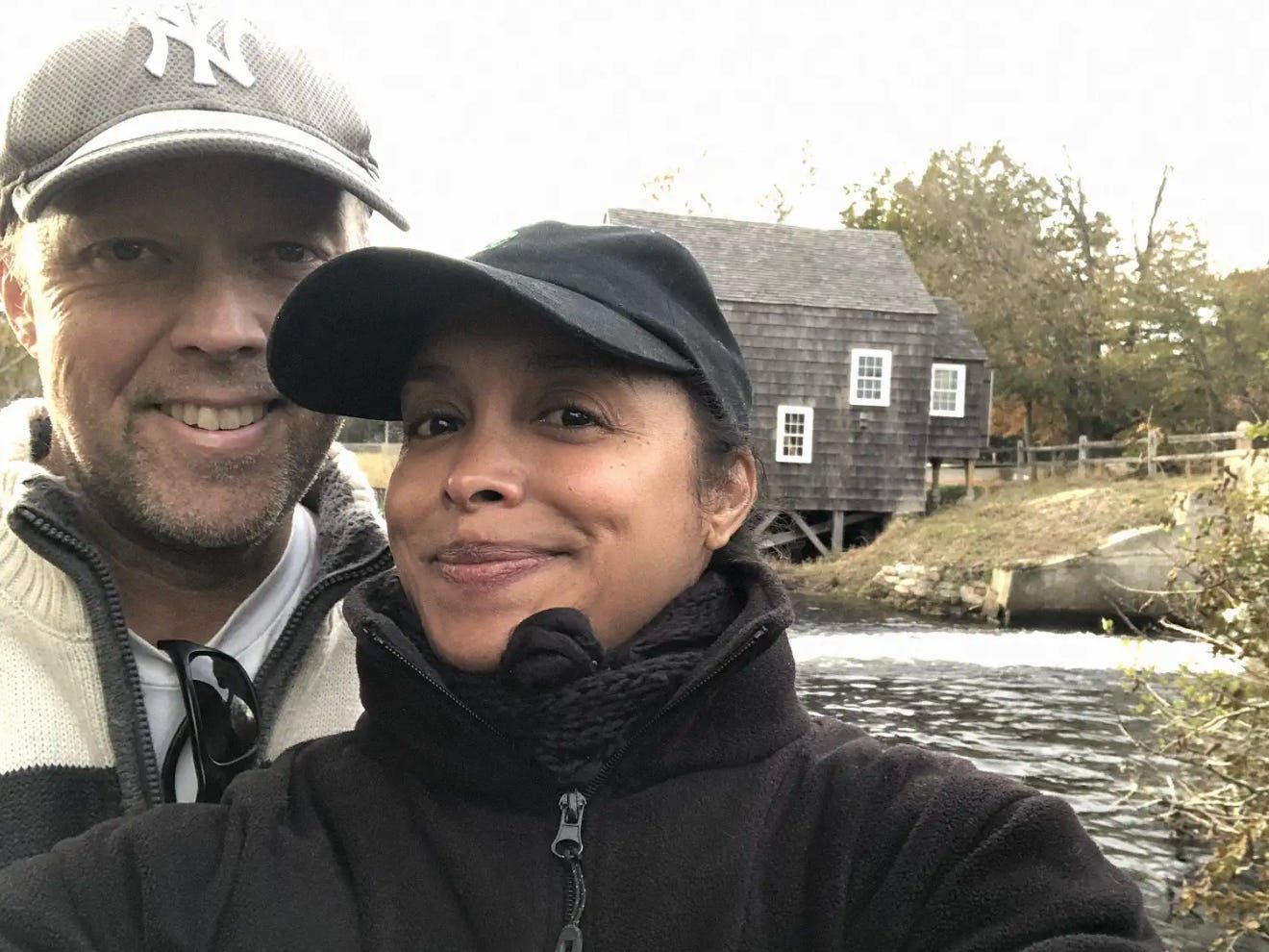 Ninho vazio e aposentadoria: o desafio de redescobrir o casal