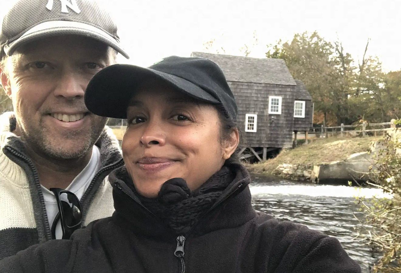 Ninho vazio e aposentadoria: o desafio de redescobrir o casal