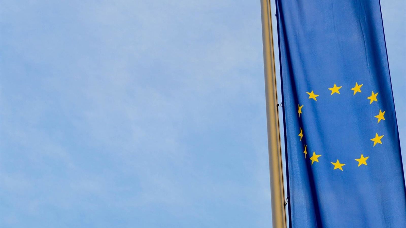 União Europeia capta 11 bilhões de euros com demanda recorde de investidores