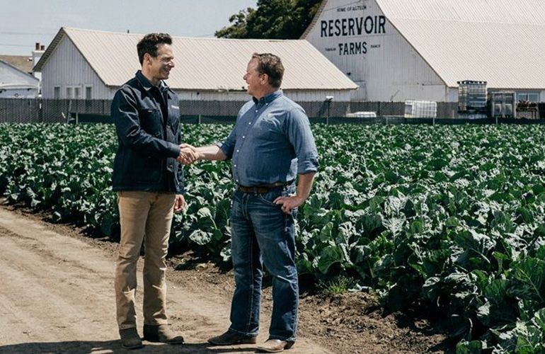 Deere anuncia parceria de US$ 10 mi em IA para agtech com a Reservoir