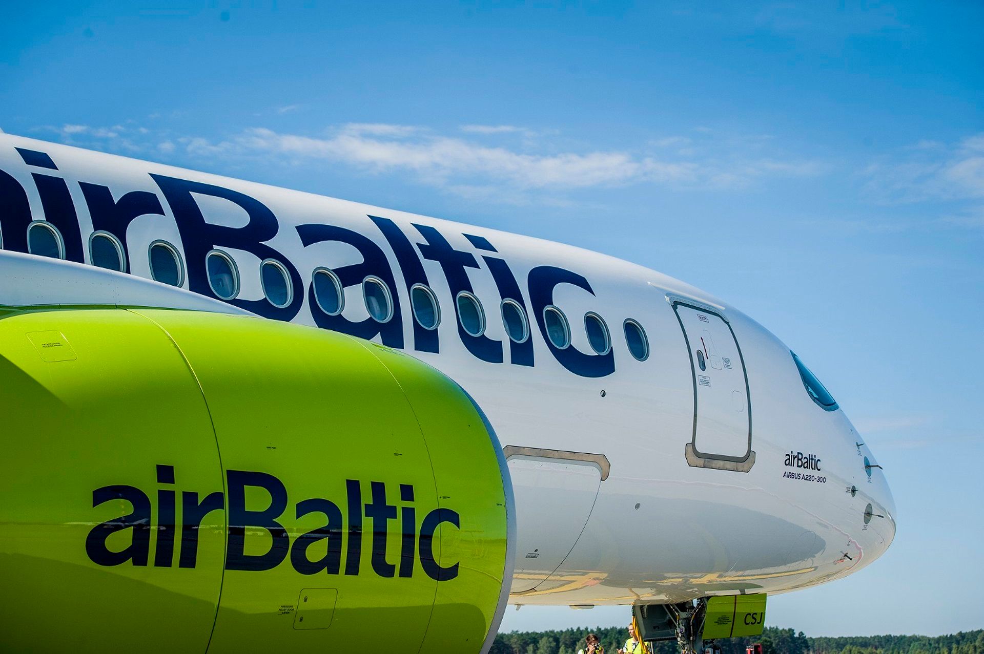 airBaltic amplia frota com quinto Airbus A220-300 de 2026